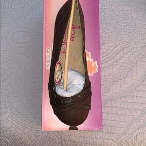 Brown suede like flats